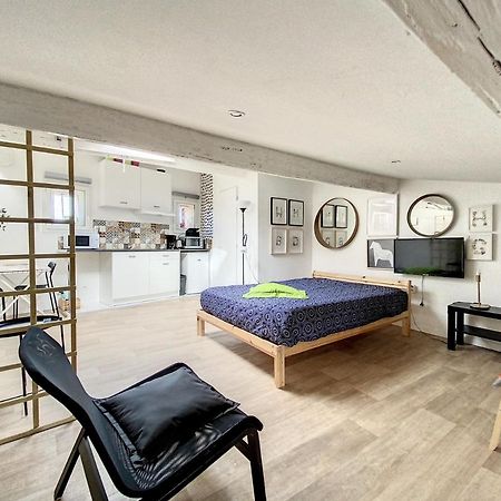 Grand St Pierre Studio Mansarde Atypique Climatise Sete Exterior photo